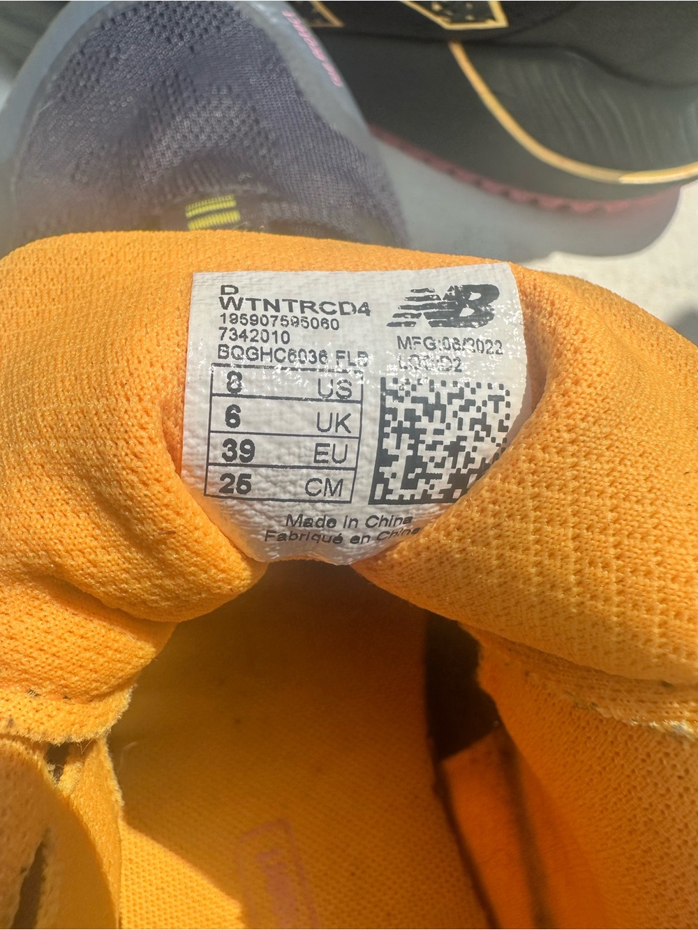 New Balance Navy womens trail Sneakers with Yellow & Pink Details - Picture 9 of 10